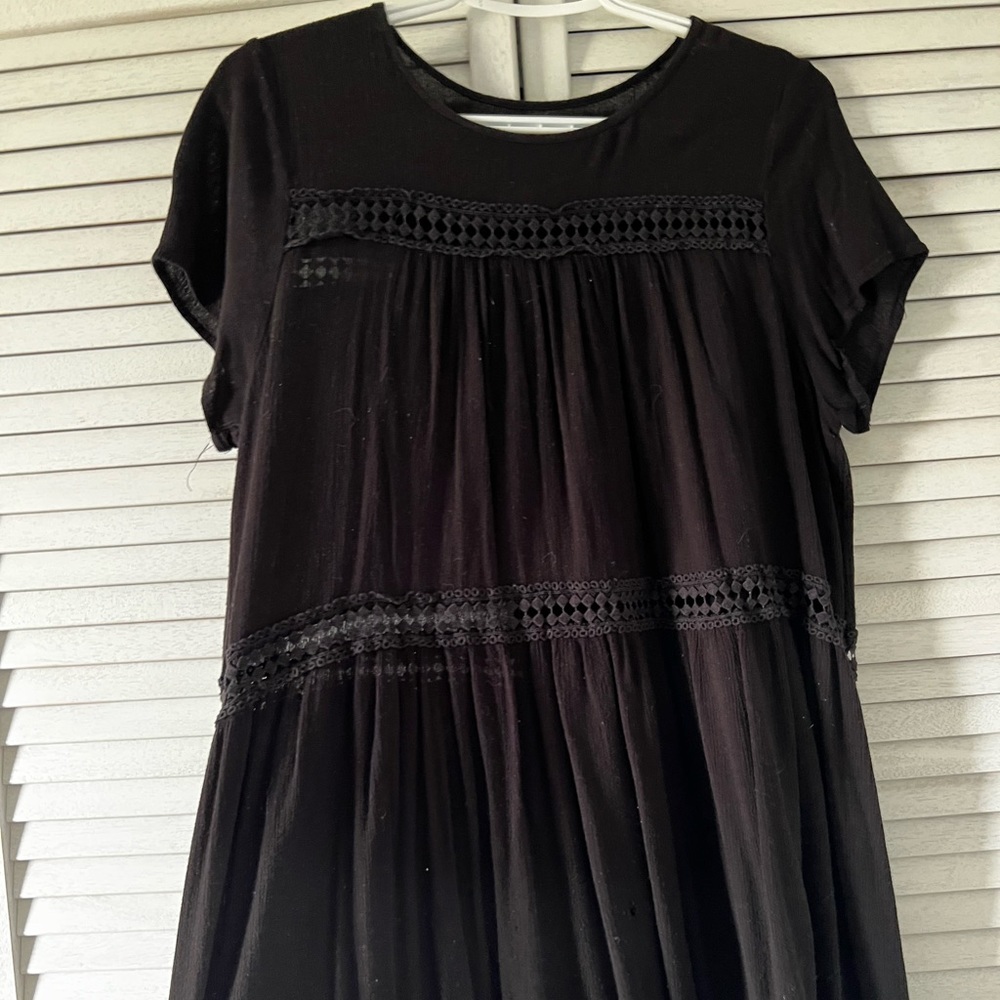 Short sleeve black dress size medium